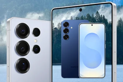 Samsung Galaxy S सीरीज़ के आगामी स्मार्टफोन्स का प्रोमोशनल रेंडर, जिसमें ट्रिपल और क्वाड रियर कैमरा सेटअप के साथ प्रीमियम डिजाइन और पंच-होल डिस्प्ले दिखाई दे रहा है, संभवतः Galaxy S26 सीरीज़ के Pro, Edge और Ultra वेरिएंट्स।